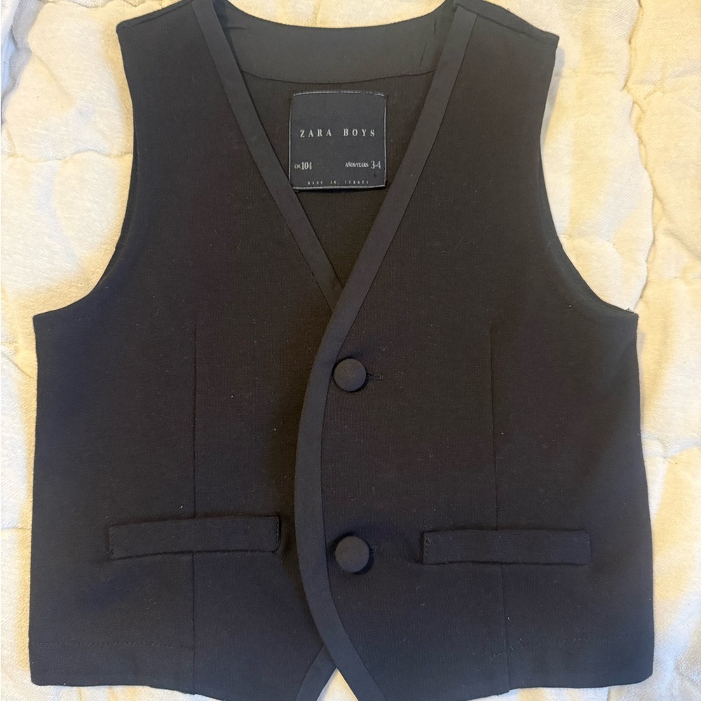 Zara Boys Black V-Neck Vest